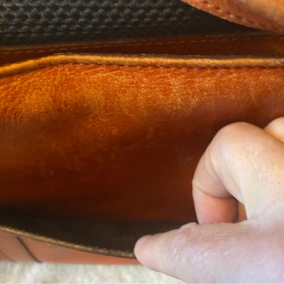 Genuine Leather Pet Carrier Purse (small/15lbs) - Picture 7 of 14